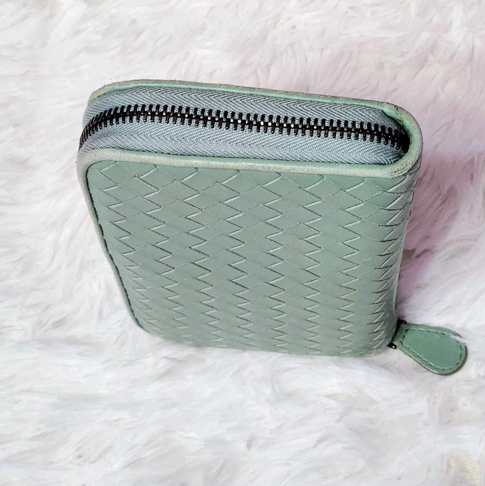 Authentic Vintage Bottega Veneta Wallet - Picture 7 of 13
